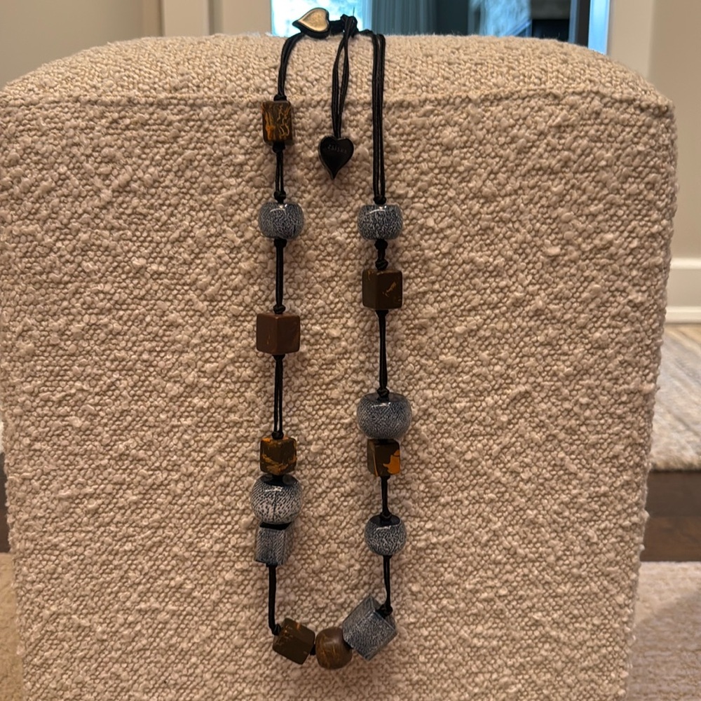 Beaded necklace